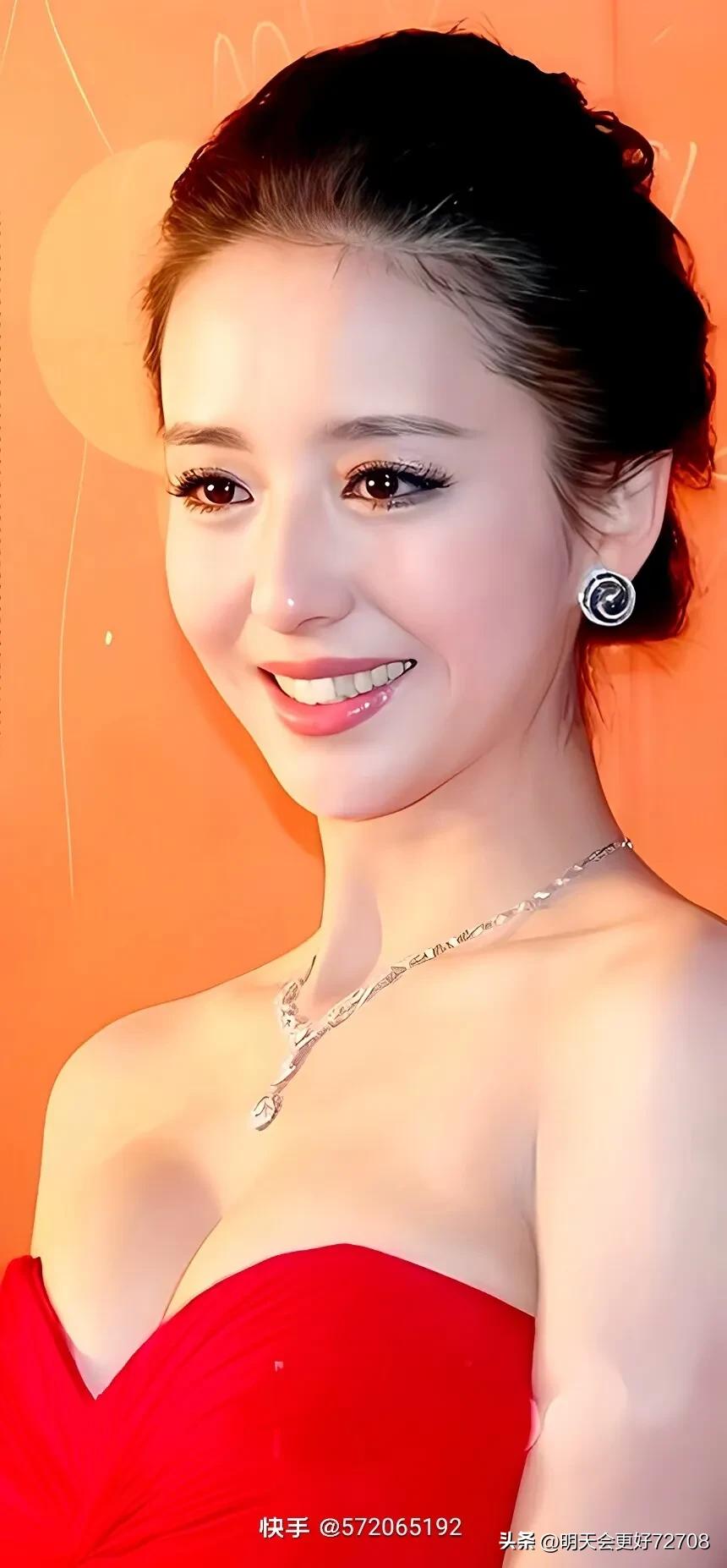 The Most Beautiful Woman In Xinjiang Tong Liya Inews 5089