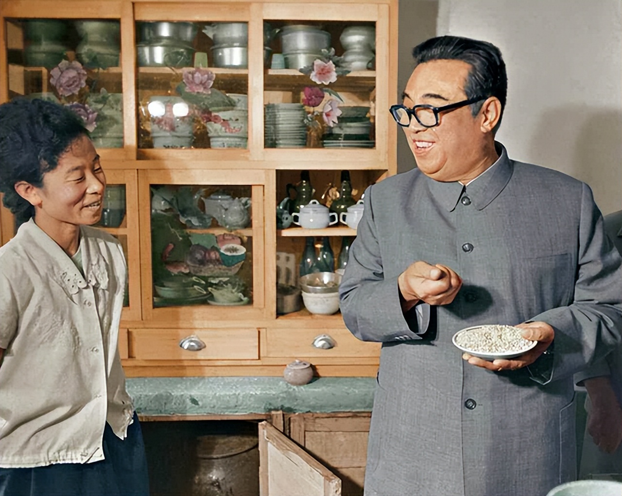 金日成上位內幕，一腳踹掉競爭對手！ - 頭條匯
