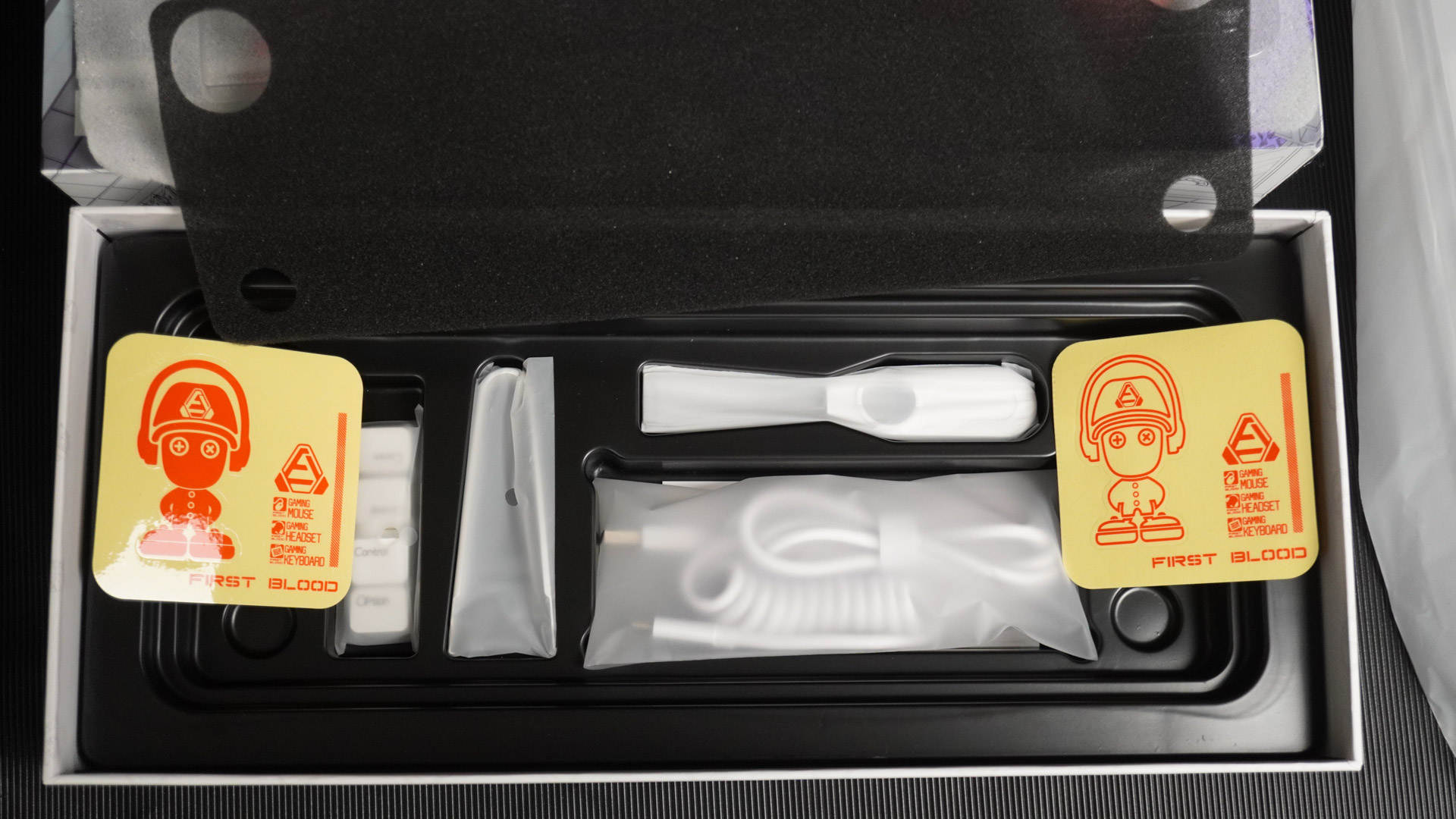 Crystal clear and beautiful - FIRST BLOOD B67 three-mode mechanical ...