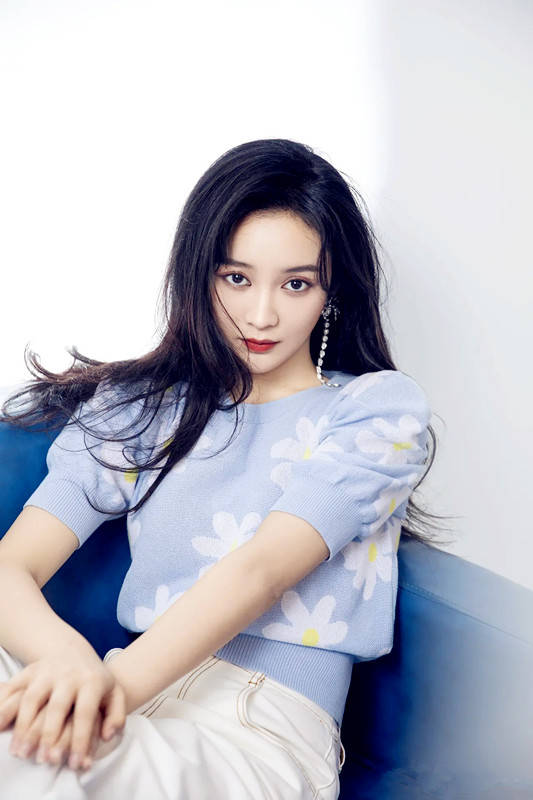 Mingyang Entertainment—Beauty Star—Wang Yifei - iNEWS