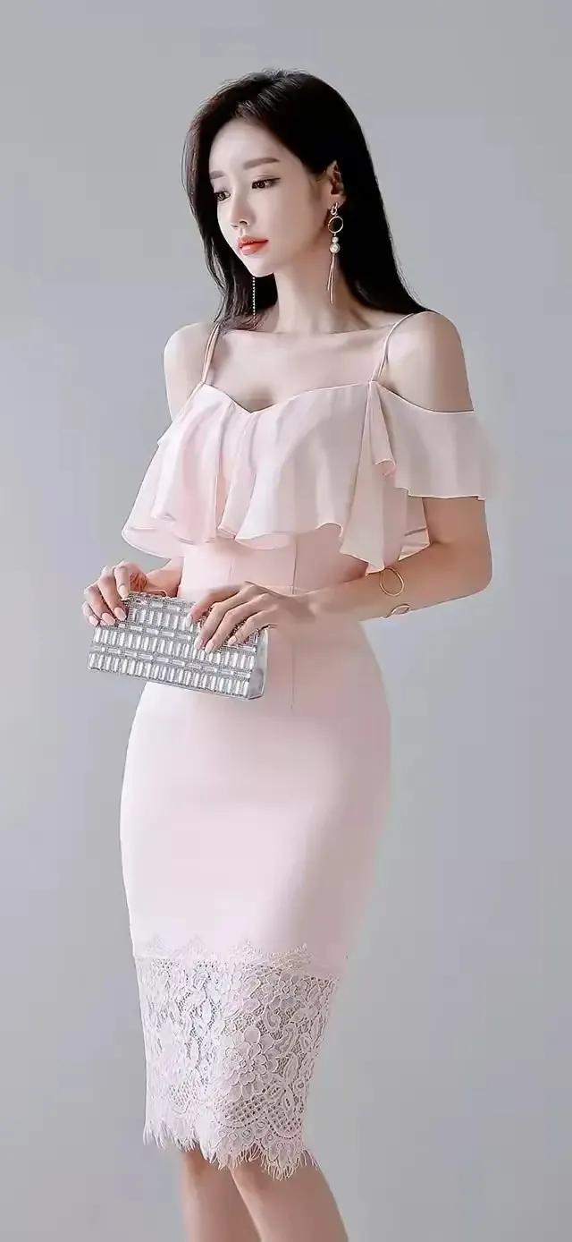 Goddess Sun Yunzhu stunning photo - iNEWS