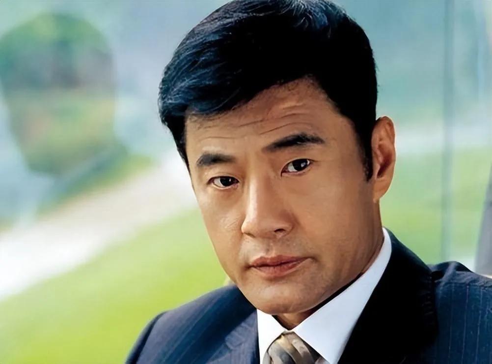兒子不願相認，妻子起訴分家產，65歲的于榮光自願淨身出戶 - 資訊咖