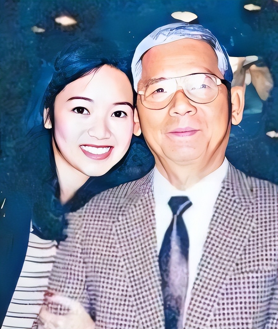 挺孕肚為閨蜜丈夫服務,撬走2任閨蜜老公,又和女婿親密互動被嘲 - 頭條匯