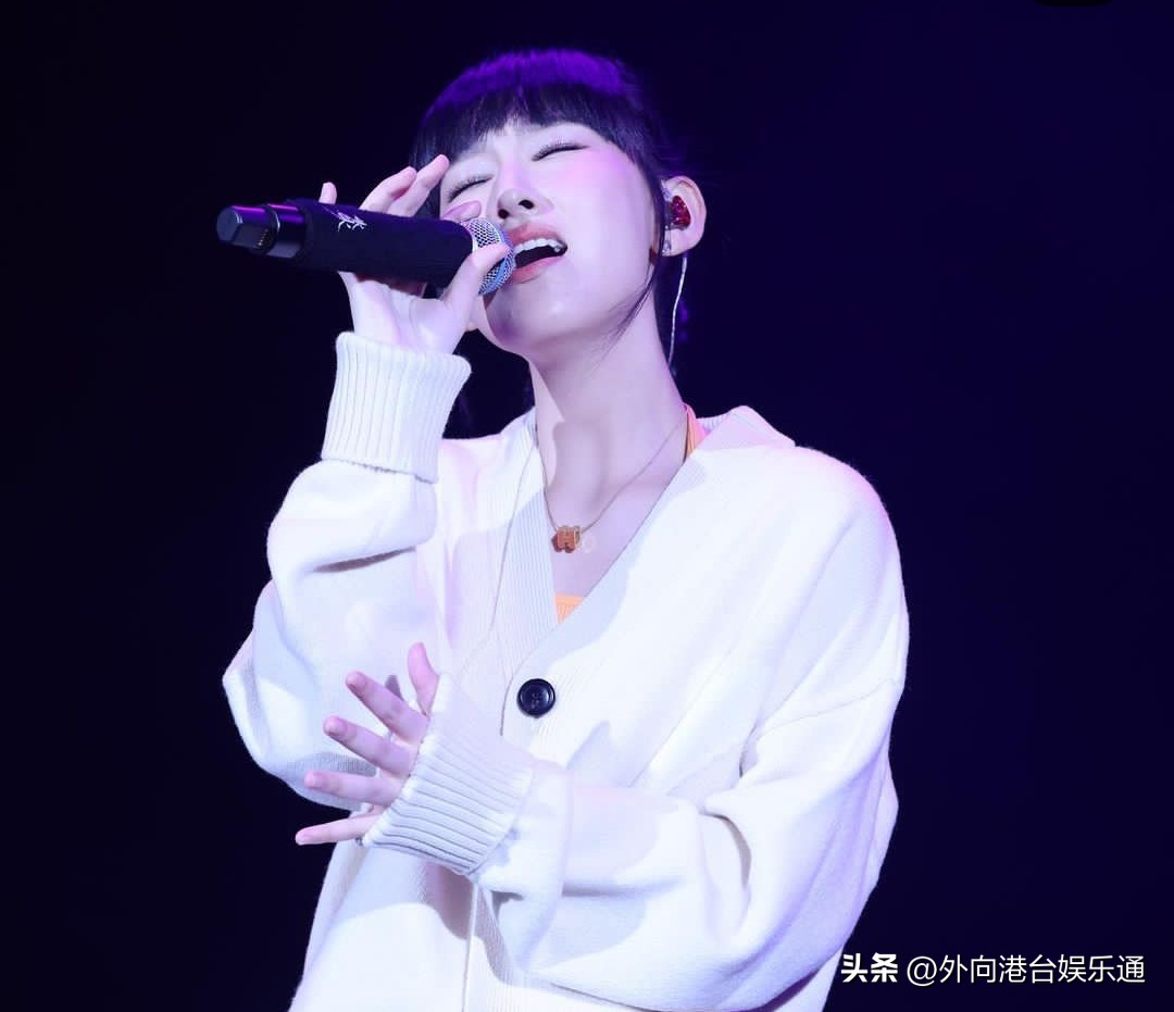 Yan Singer TVB's new generation singer Yan Mingxi will start singing in October ...