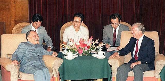 Will it renounce the use of force against Taiwan?Deng Xiaoping's visit ...