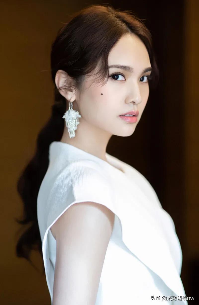 Young and beautiful Rainie Yang, sweet and lovely photo - iMedia