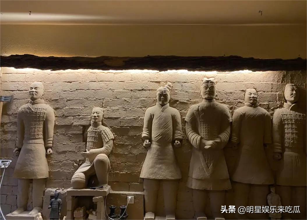 What's it like to stay at Terracotta Army Hotel? I was so scared that I