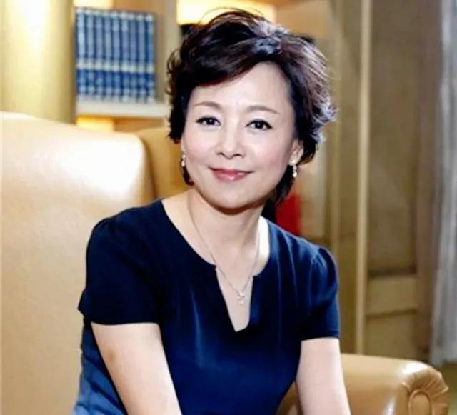 在娛樂圈,光鮮亮麗的表面背後,或許有許多不為人知的故事。 - 資訊咖