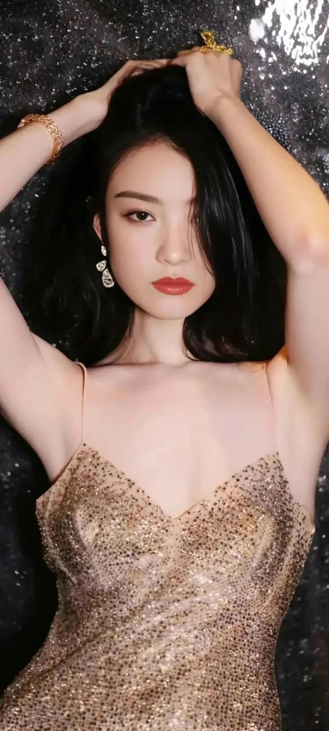 Beautiful pictures of Ni Ni - iMedia