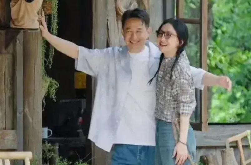 Huang Lei and Zhou Xun were ambiguous and suspected of cheating on the ...