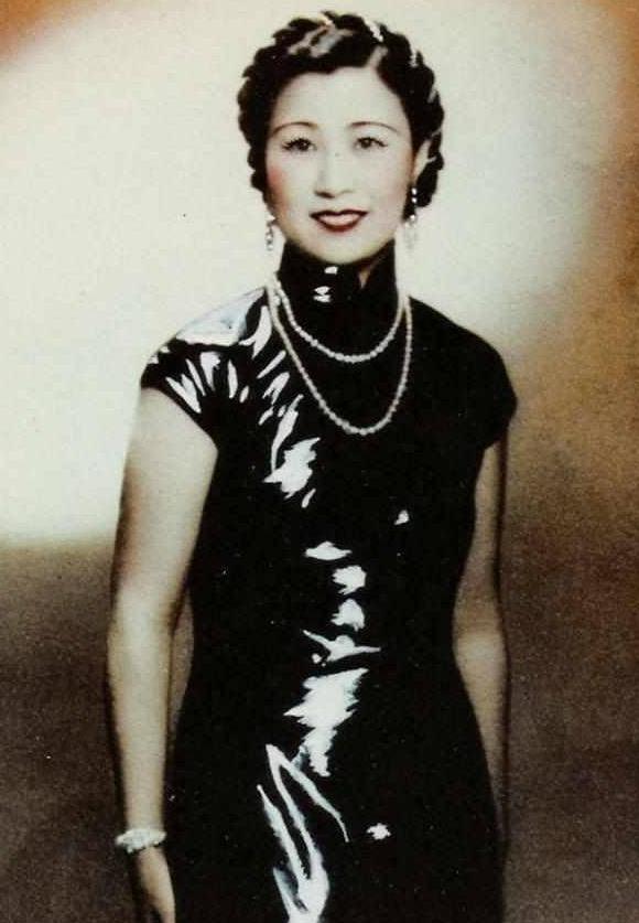 Bell Yan Fudan campus belle Yan Youyun, who loves to eat fat and does not ...