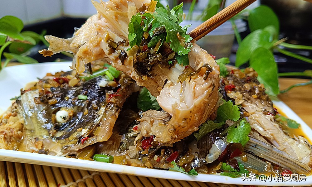 Have you tried Sichuan pickled fish head, which is better than chopped
