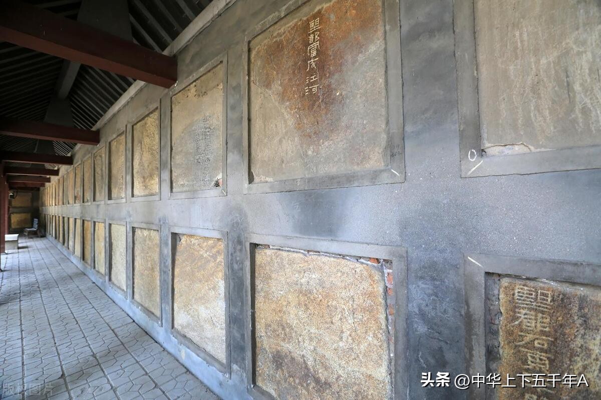 Why were the emperors of the Eastern Han Dynasty relatively short-lived ...