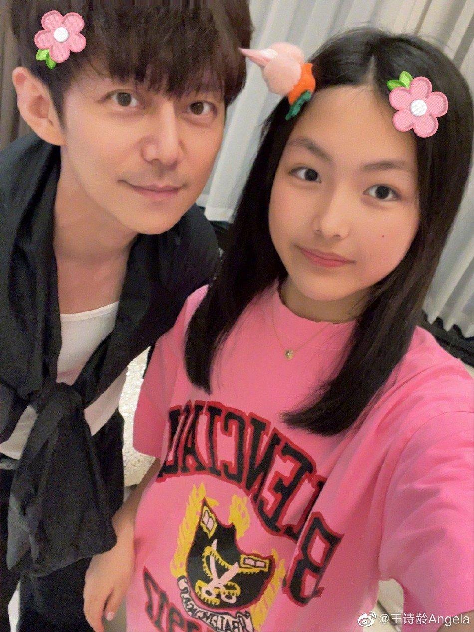 He Jiong and Wang Shiling have not been in the same frame for a long ...