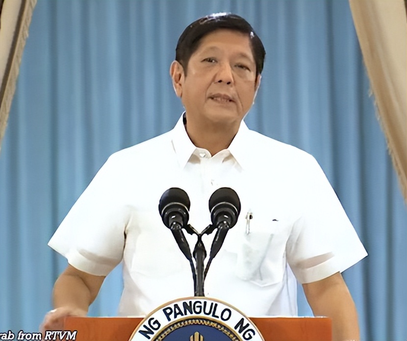 Pony recalls the moment of the earthquake and explains why a state of