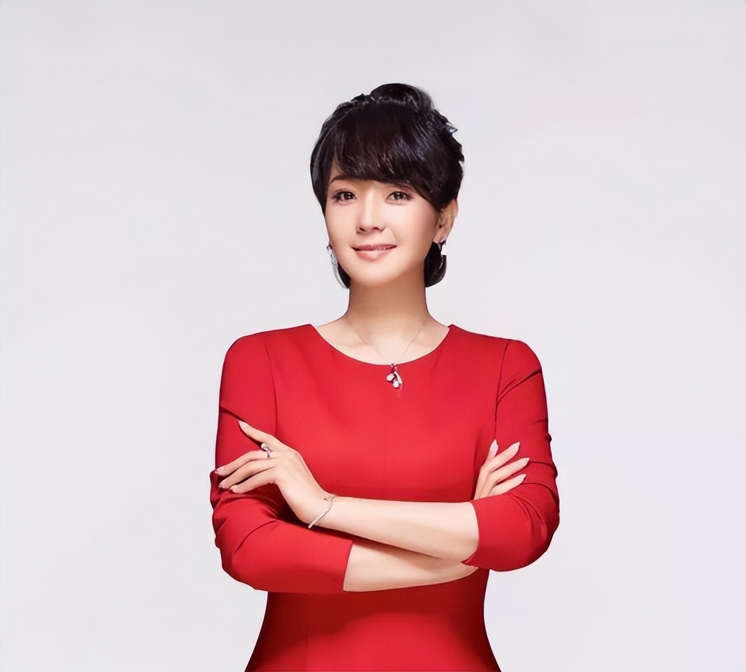 Surprisingly! Fang Qiong turned out to be just a stage name. After ...