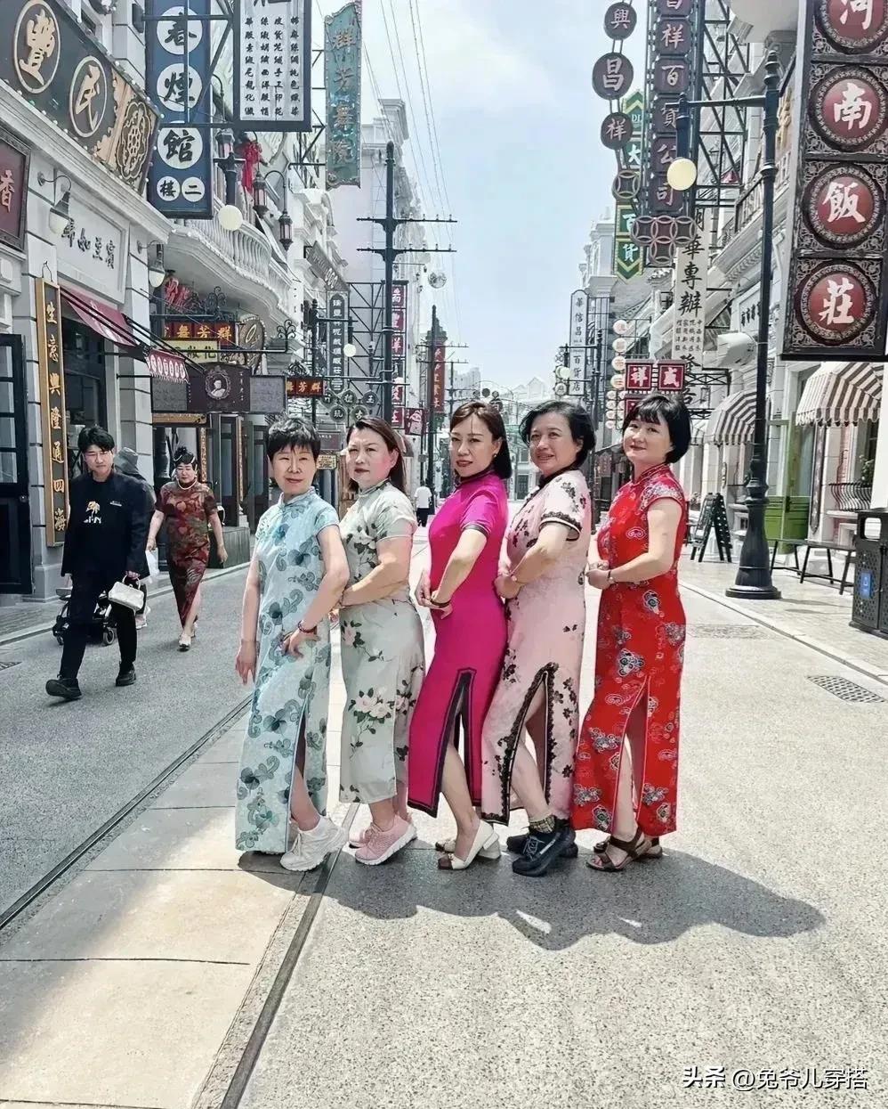 Why don't I look good in a cheongsam? Is it terrible to have no culture