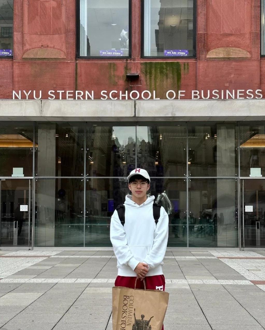 The recent situation of Wang Zhonglei's 17yearold son was exposed! To study at New York