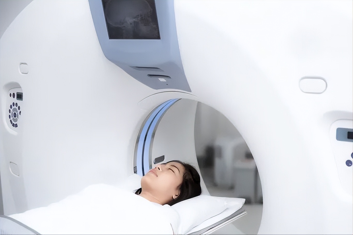 How much damage does a CT scan do to the human body?How many times does