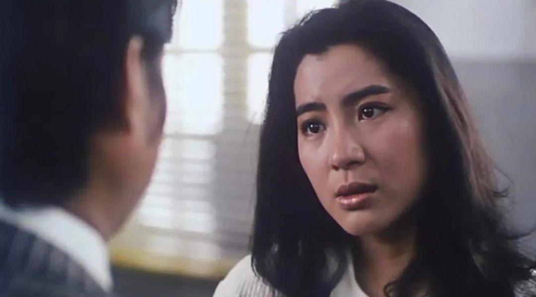 At the age of 26, she married a rich man and took a break from filming