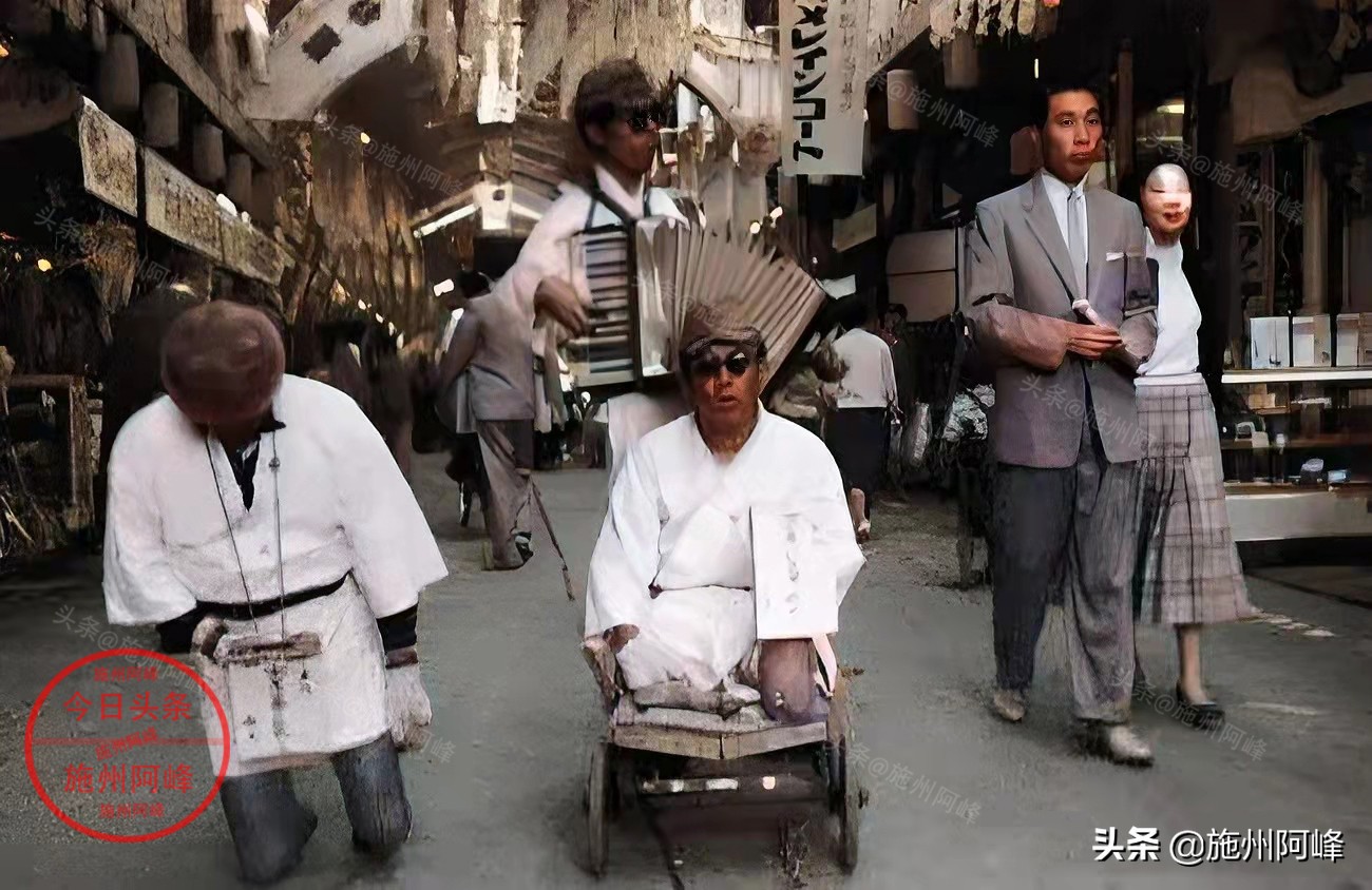 老照片：日本投降後士兵在街頭乞討，日本慰安婦為美軍服務