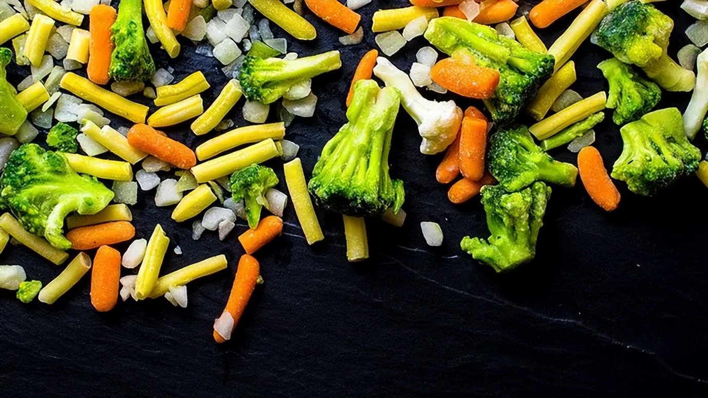 Frozen fruits and vegetables are better than "fresh" fruits and