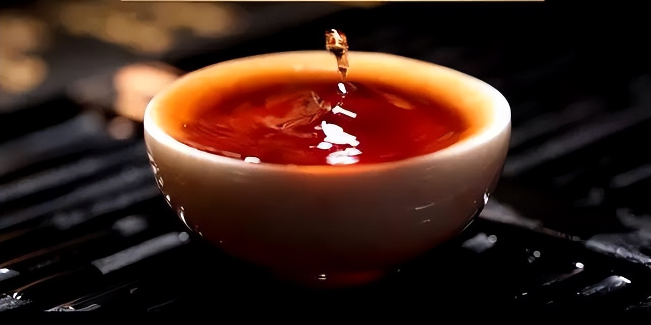 The correct tea drinking posture for psoriasis patients, have you got