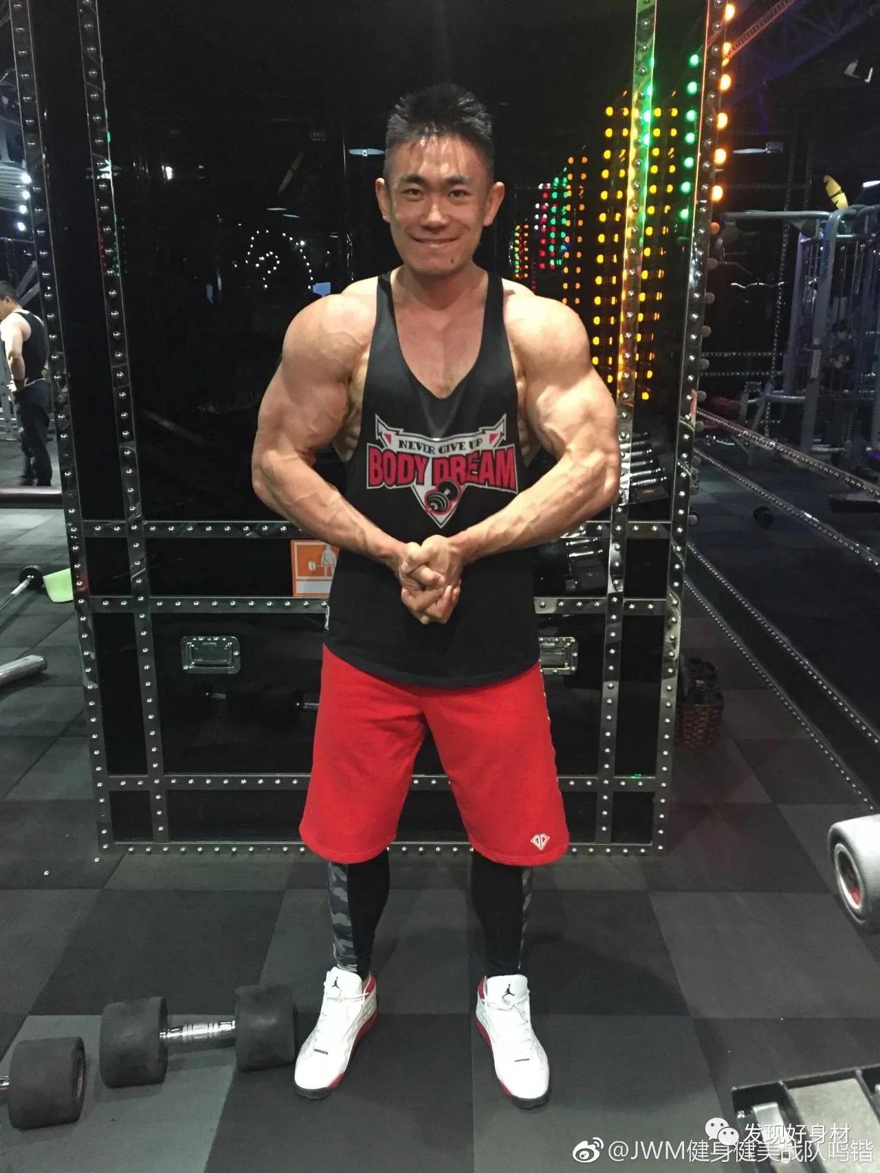 Height 1cm And Weight 90kg He Is The Muscle Version Of Yi Yang Qianxi Inews