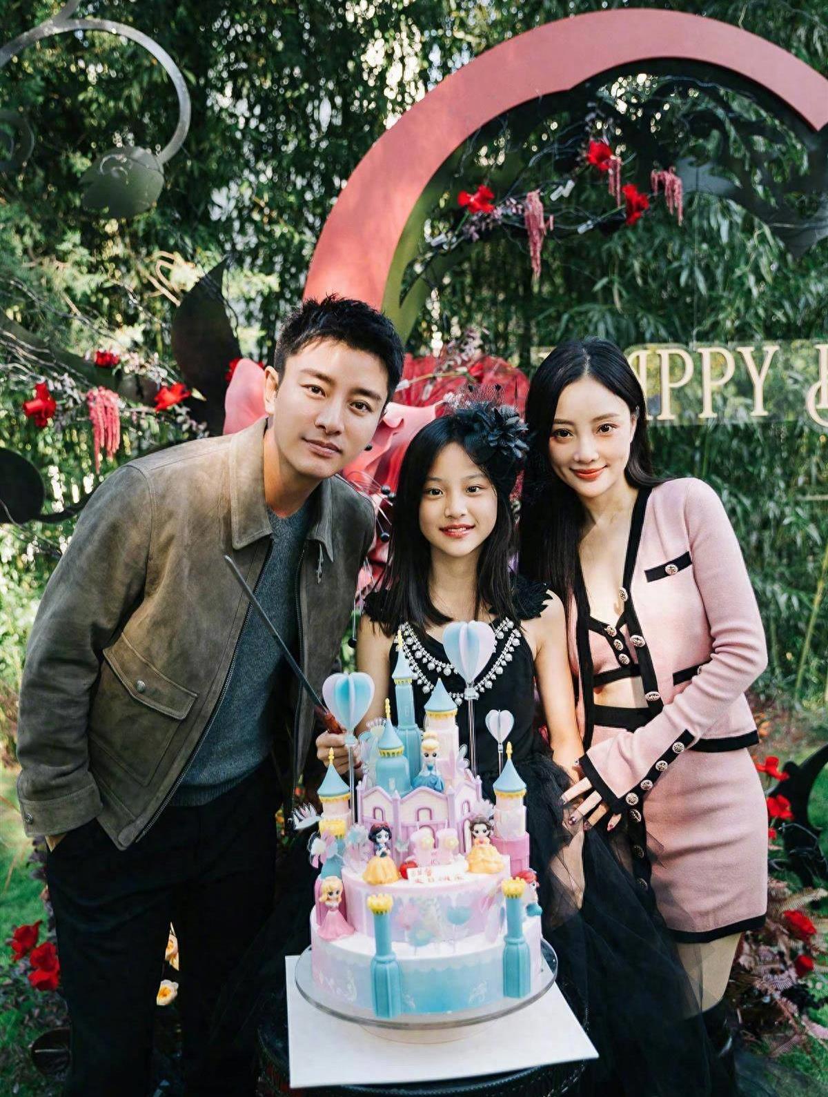 On the same day, Zhang Ziyi and Wang Feng divorced, while Jia Nailiang ...