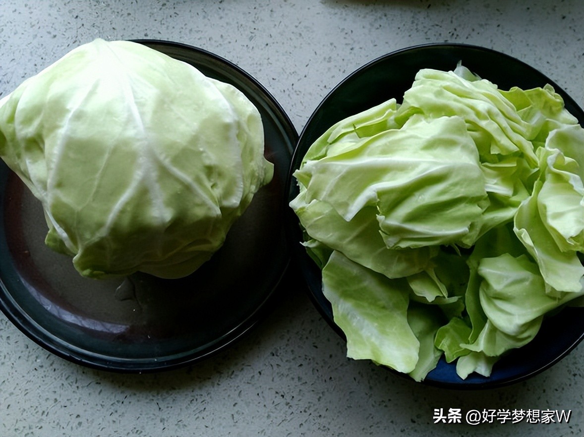 What is the difference between flat cabbage and round cabbage?In fact