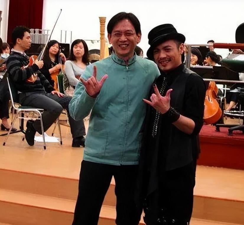 After suppressing Li Zongsheng and Zhou Huajian for many years, he is ...