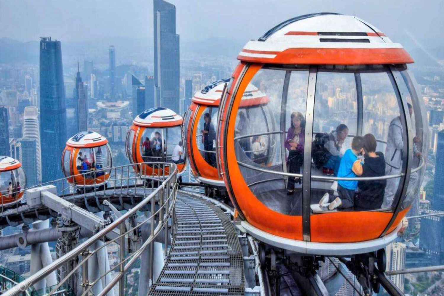 Where is the largest Ferris wheel in Asia?It consists of 16 