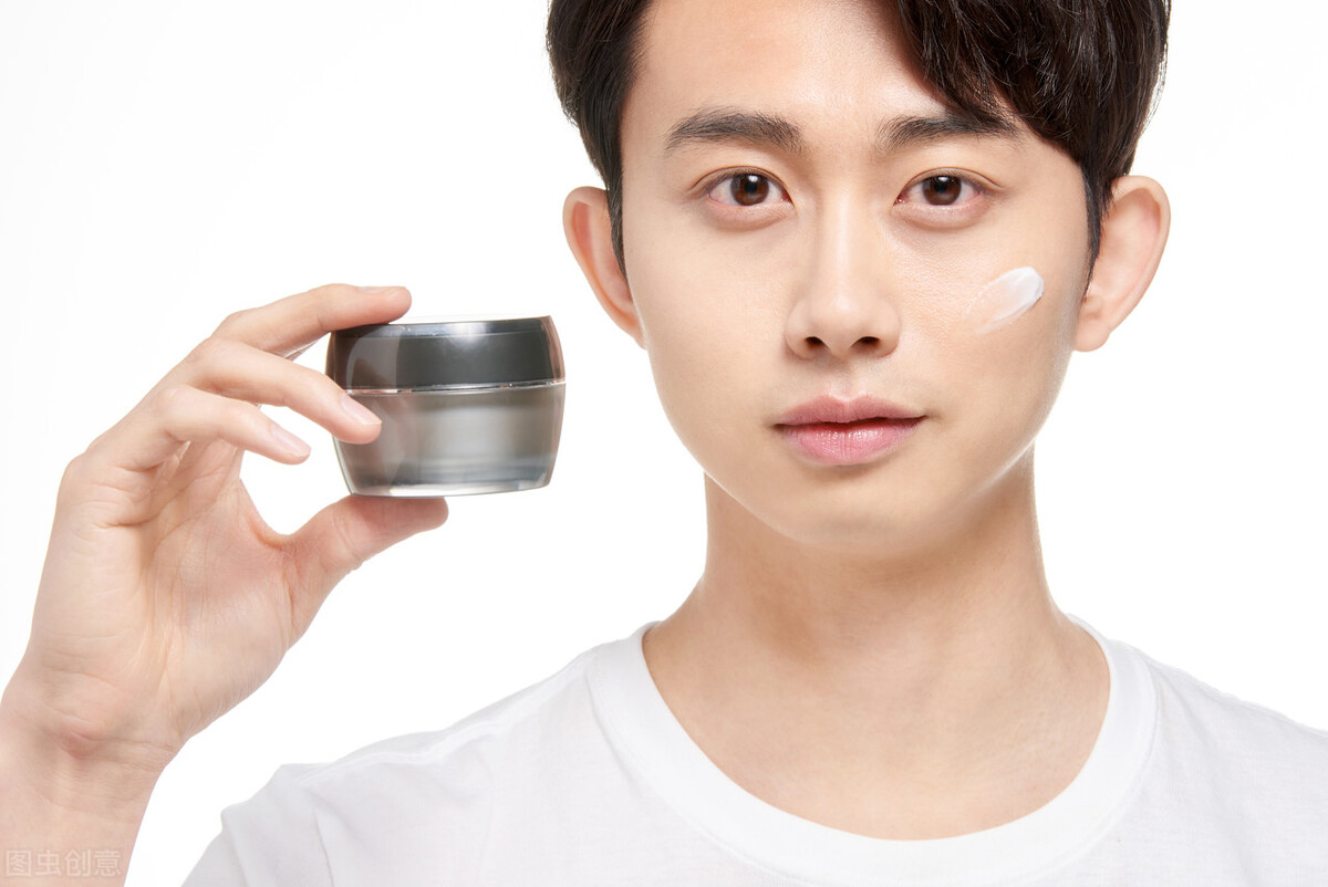 Zhang Genxian How should men take care of their skin? iNEWS