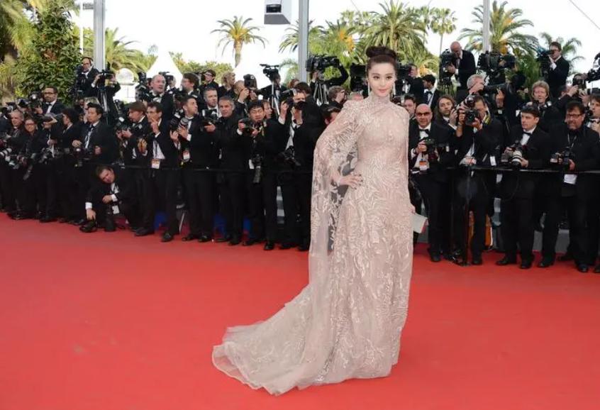 Check out the ugliest looks of those red carpet actresses, whose body