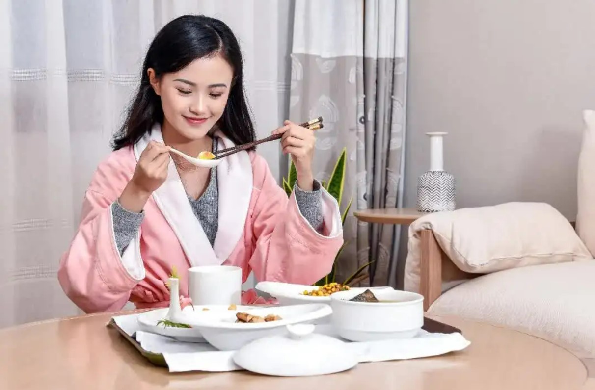 How to scientifically control weight gain in the third trimester?To bypass the four major