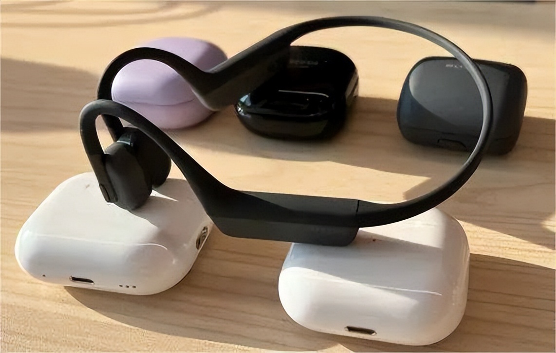 The top ten brands of sports earphones, select five top five brands of sports earphones iNEWS