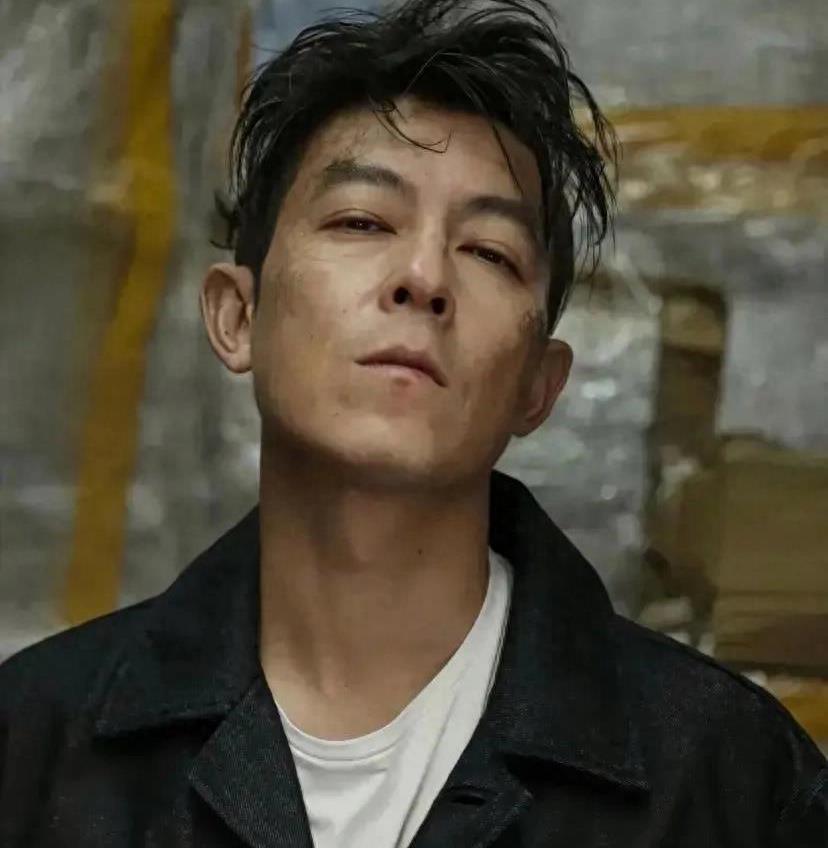 Back then, he used 1,400 photos to destroy Cecilia Cheung and Gillian ...