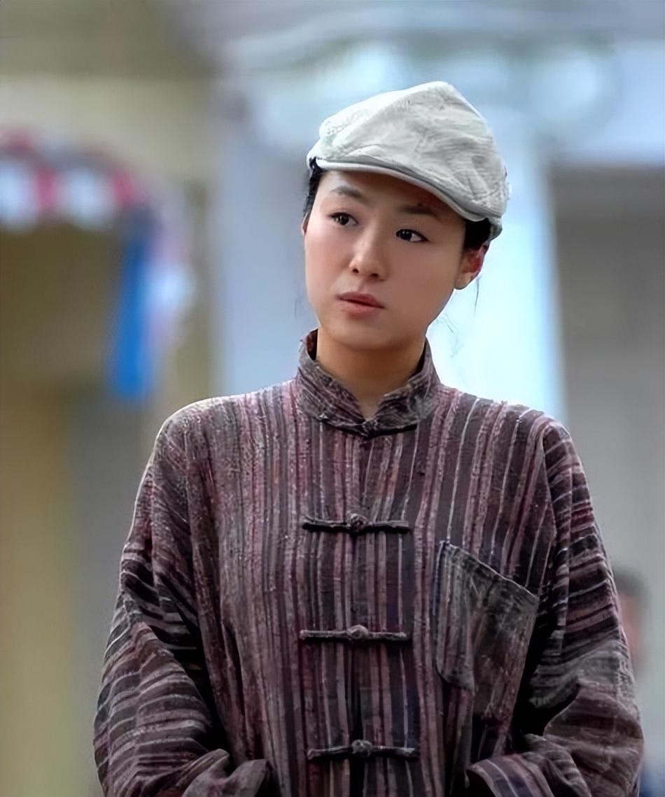Li Baotian was once obsessed with her, and Zhang Guoli couldn't hide ...