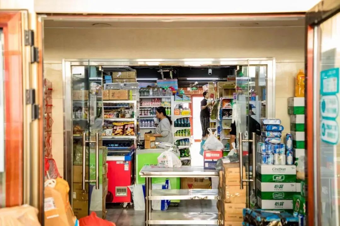 It's time for the tide of instant retail convenience stores to evolve ...
