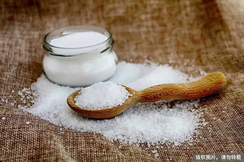 The same is edible salt, what is the difference between sea salt, low