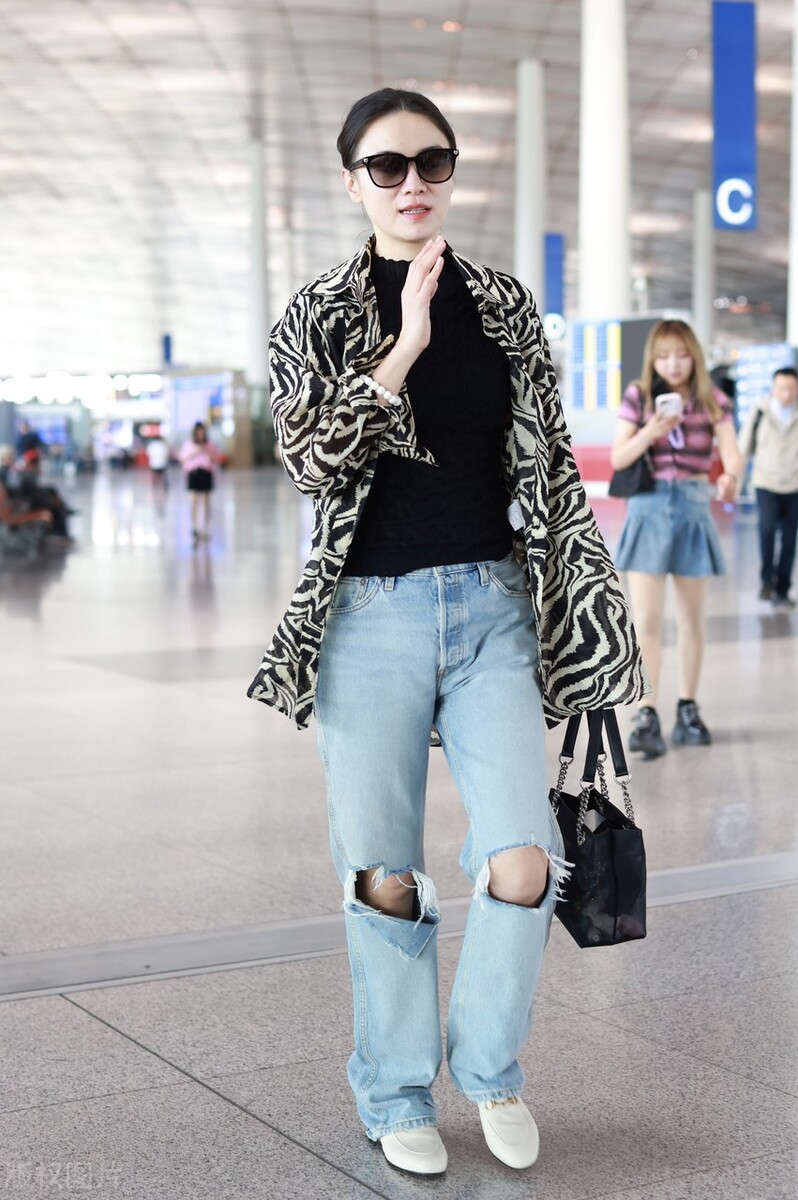 Zebra Print Ripped Song Jia's zebra-print shirt + ripped jeans + loafers + Balenciaga bags ...