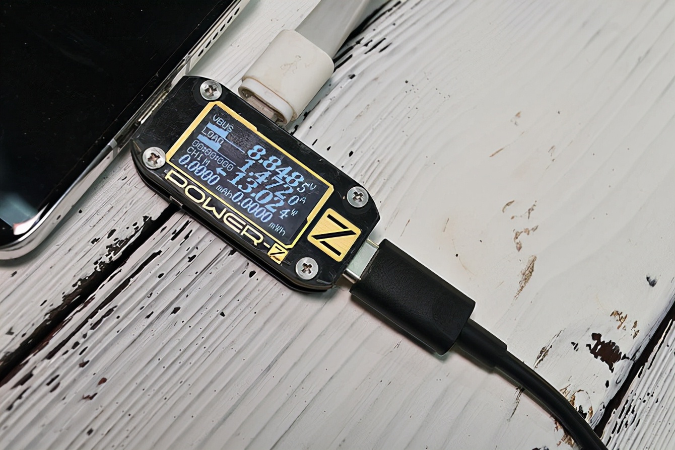 Baseus QC5 100W GaN charger test: 50% charge in 5 minutes - iNEWS
