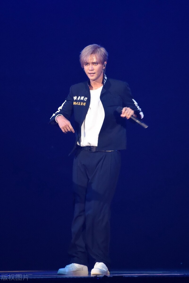 Luo Zhixiang is going to debut again? - iNEWS