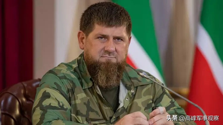 The battle is heating up!The Russian Chechen army camp was covered by ...