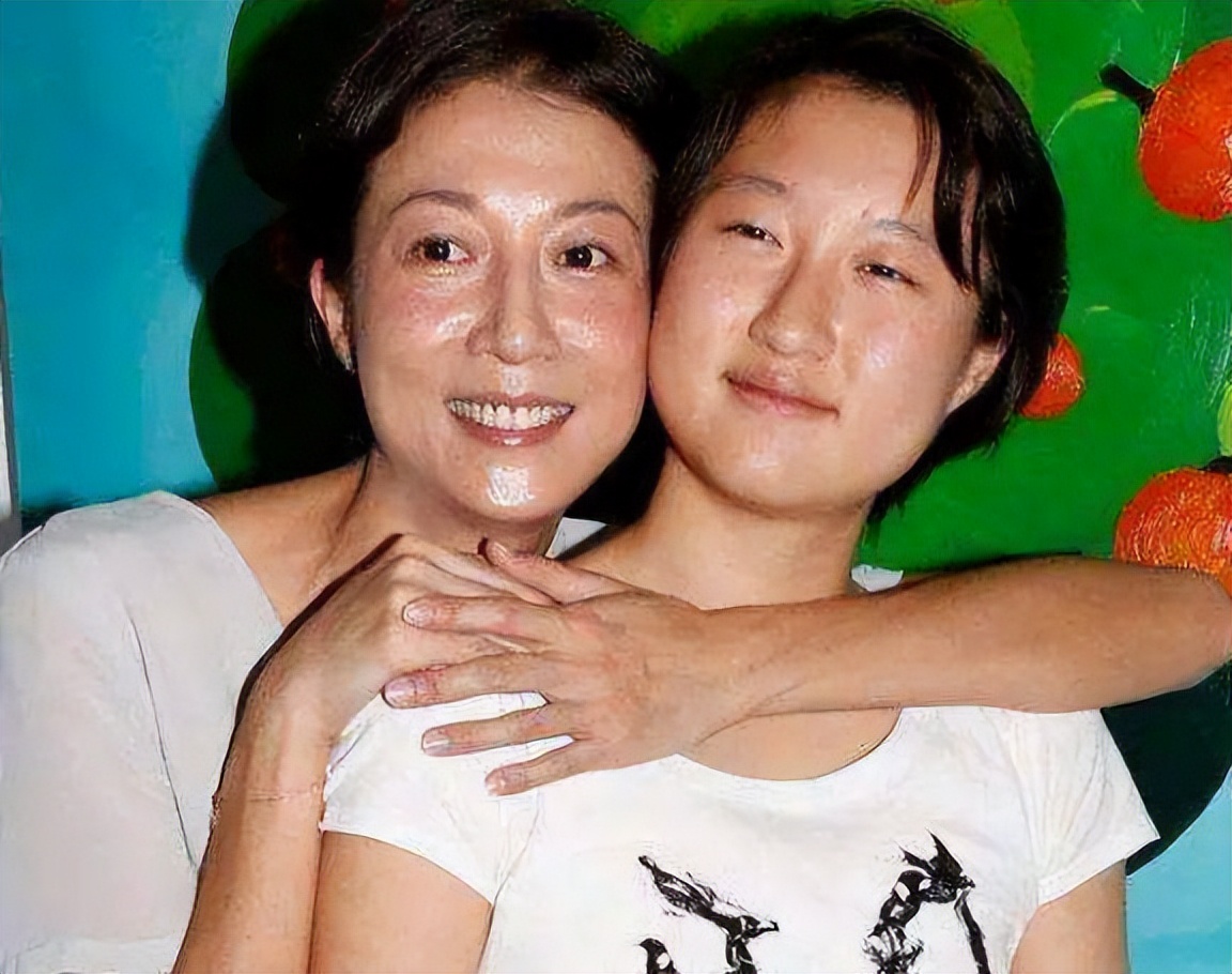 Hong Kong media shocked Jackie Chan's illegitimate son, and has