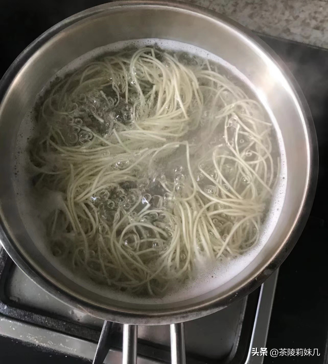 What to eat when you are sick and have no appetite?Make this bowl of