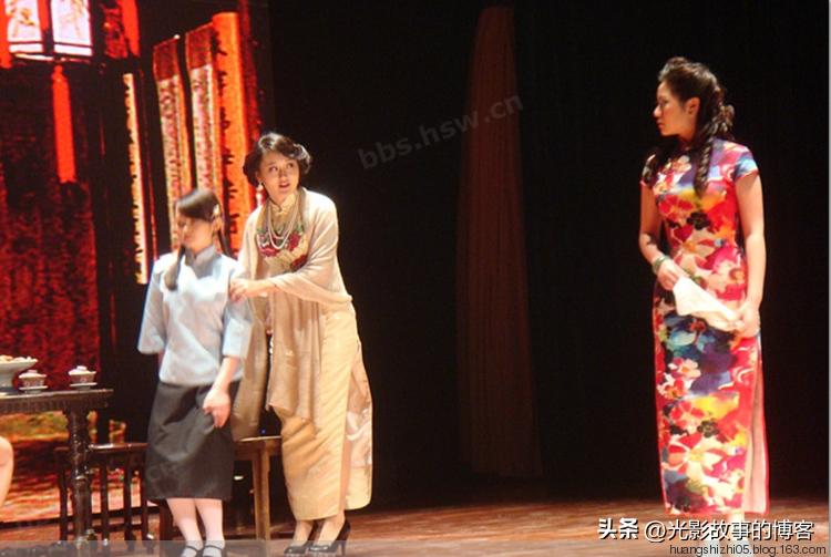 Lu Yuning: The Woman Wearing the Golden Lock in the Iron House—A ...