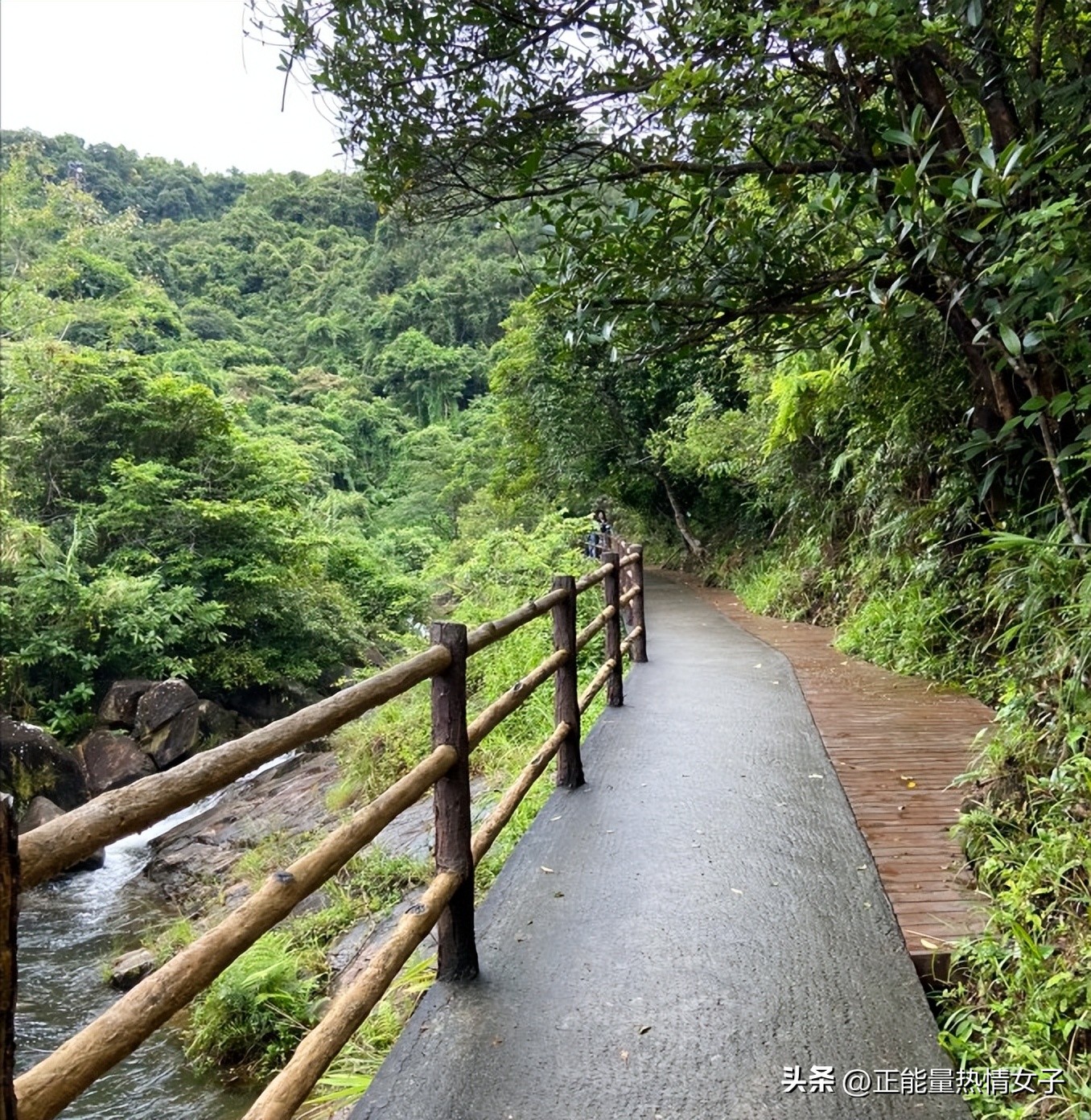Maluan Mountain easily crosses the route, and the scenic Biling ...