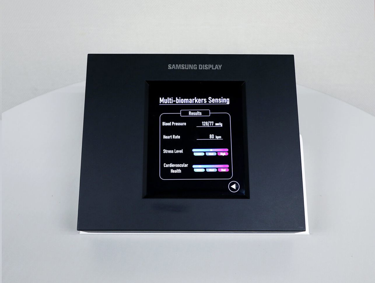 Samsung launches Sensor OLED the industry's first OLED panel with