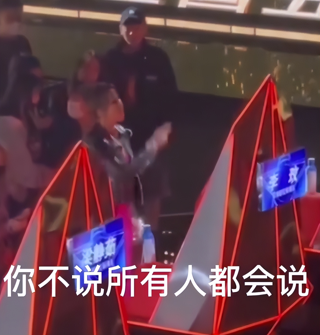 Coco Li recorded a good voice and went crazy on the spot, because the ...